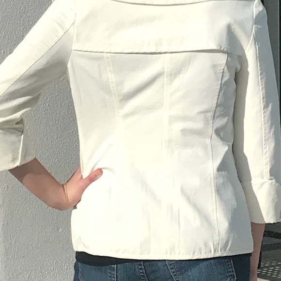 White jacket - Picture 4 of 4